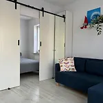 Cozy Apartment Near Ikea And S8