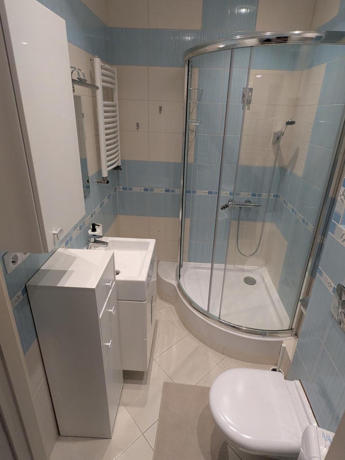 Apartament Cozy Near Ikea And S8